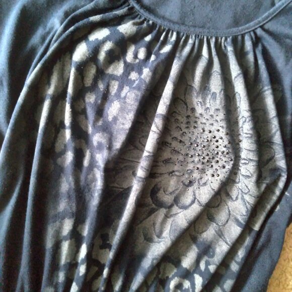 Vintage Y2K Agenda Navy Blue Smocked Top with Leopard Floral Graphic Size Medium - Picture 2 of 5